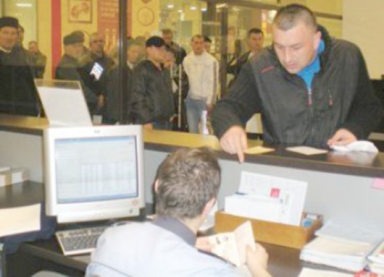 Înmatriculările de autoturisme noi s-au diminuat